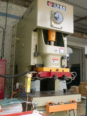 【沃得精機(jī)J23-63上海二鍛壓力機(jī)沖床臺(tái)灣德高沖床揚(yáng)力沖床品牌直銷】?jī)r(jià)格,廠家,圖片,沖床,深圳市恒冠精密機(jī)械-